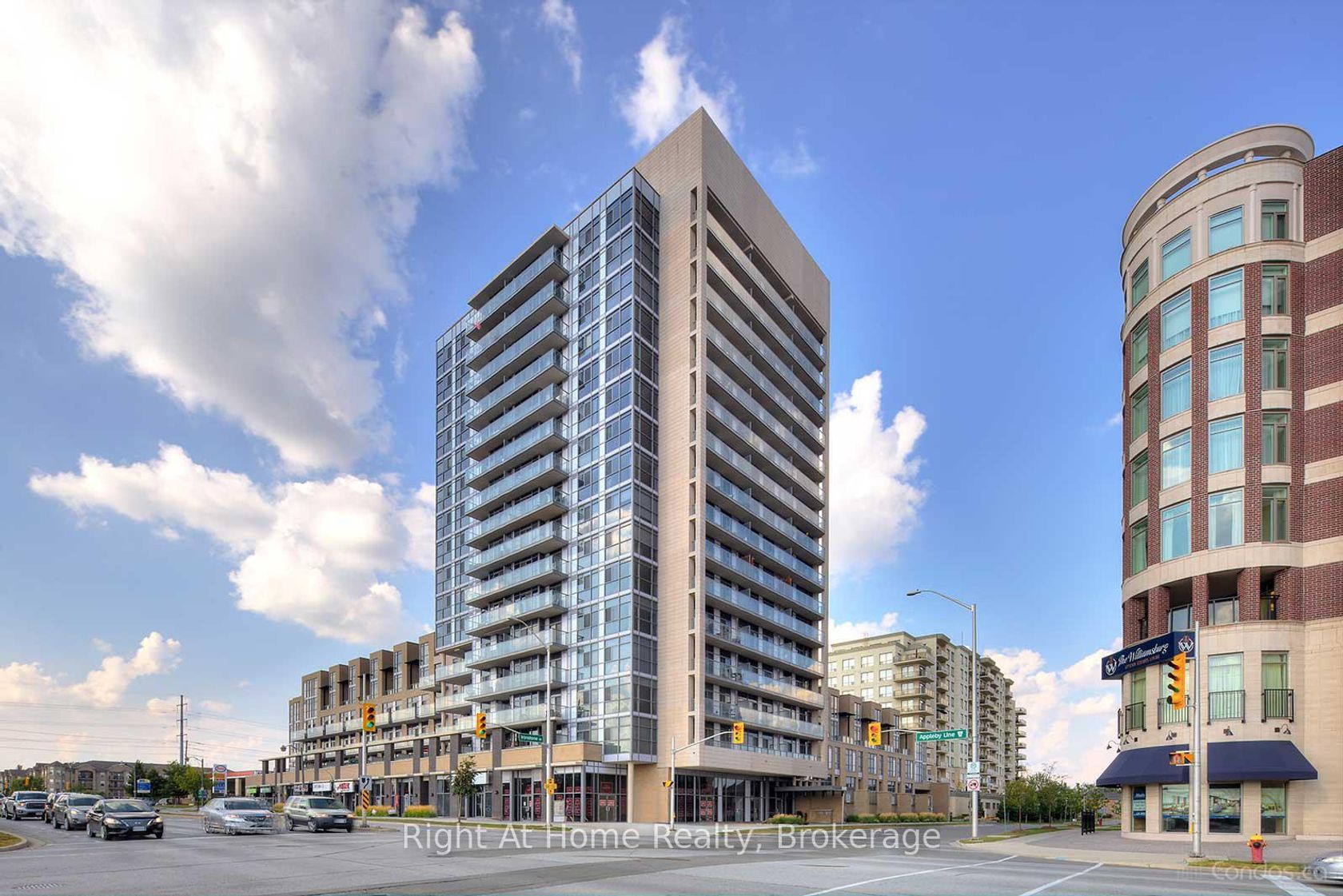 1506 - 1940 Ironstone Drive, Uptown, Burlington 