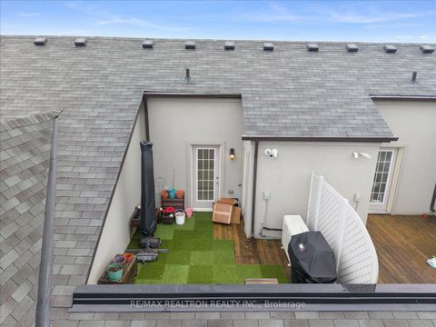 Photo 42 at 17 - 8 Eaton Park Lane, L'Amoreaux, Toronto