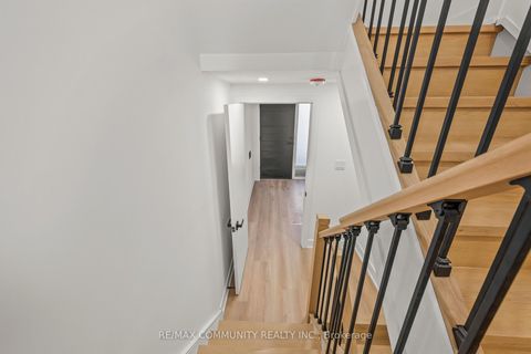 Photo 4 at 340 Albany Avenue, Casa Loma, Toronto