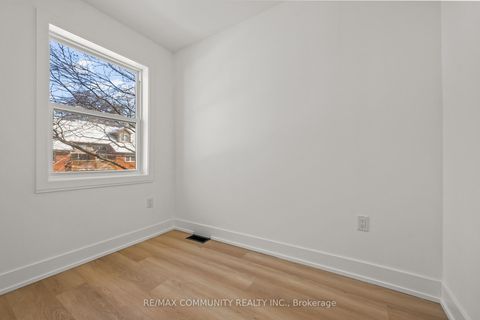 Photo 14 at 340 Albany Avenue, Casa Loma, Toronto