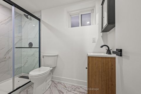 Photo 19 at 340 Albany Avenue, Casa Loma, Toronto