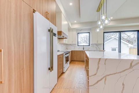 Photo 5 at 103 Kalmar Avenue, Cliffside, Toronto