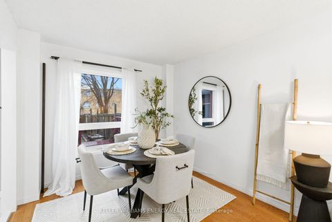 Photo 11 at 332 Elgin Street W, McLaughlin, Oshawa