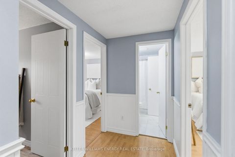 Photo 16 at 332 Elgin Street W, McLaughlin, Oshawa