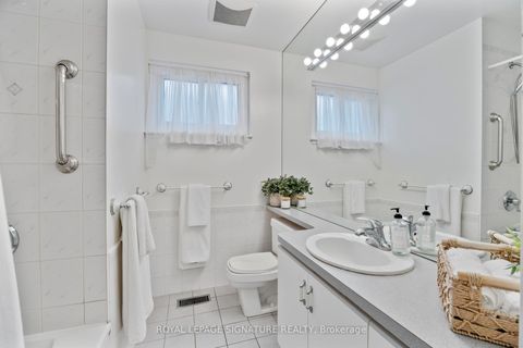 Photo 13 at 30 Bledlow Manor Drive, Guildwood, Toronto