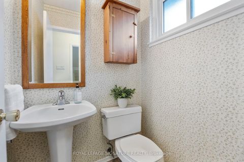 Photo 14 at 30 Bledlow Manor Drive, Guildwood, Toronto