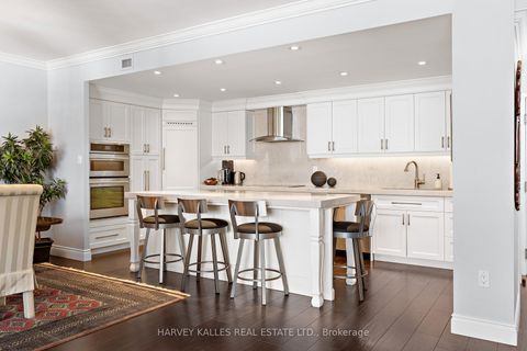 Photo 5 at 818 - 80 Front Street E, Yonge Corridor, Toronto