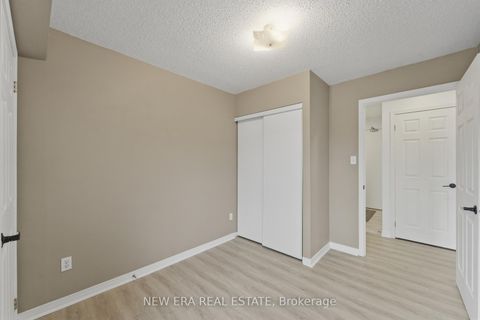 Photo 6 at 109 - 106 Aspen Springs Drive, Bowmanville, Clarington