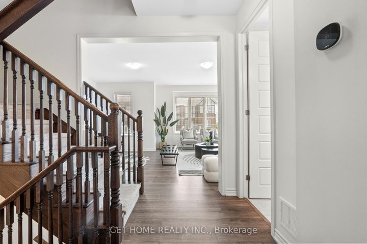 Photo 11 at 3489 Vernon Powell Drive, GO Glenorchy, Oakville