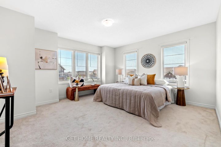 Photo 18 at 3489 Vernon Powell Drive, GO Glenorchy, Oakville