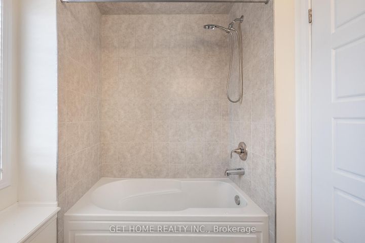 Photo 27 at 3489 Vernon Powell Drive, GO Glenorchy, Oakville