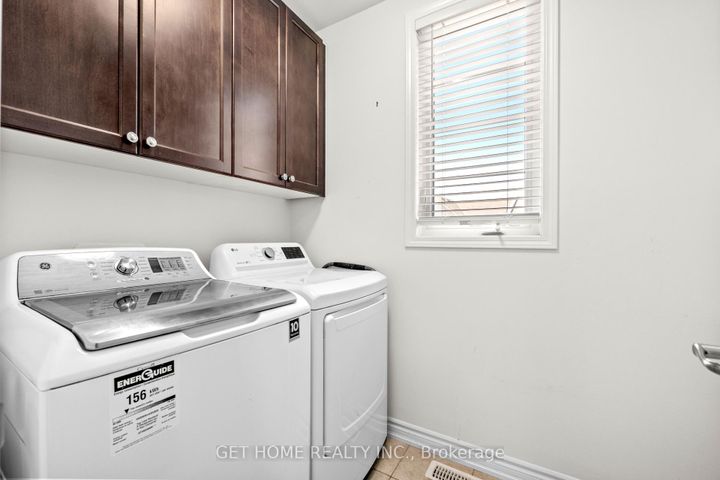 Photo 30 at 3489 Vernon Powell Drive, GO Glenorchy, Oakville