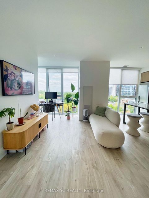 Photo 2 at 801 - 1 Belsize Drive, Mount Pleasant West, Toronto