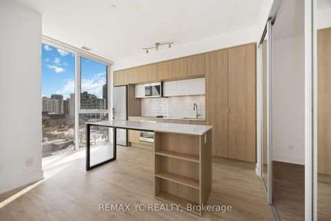 Photo 4 at 801 - 1 Belsize Drive, Mount Pleasant West, Toronto