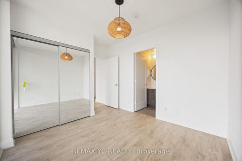 Photo 14 at 801 - 1 Belsize Drive, Mount Pleasant West, Toronto