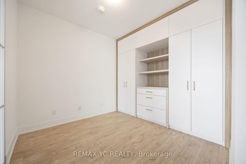 Photo 17 at 801 - 1 Belsize Drive, Mount Pleasant West, Toronto