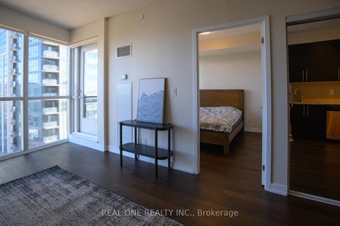 Photo 5 at 1410 - 510 Curran Place, City Centre, Mississauga