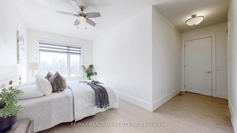 Photo 26 at 12 Elaine Lennox Court, Rouge E11, Toronto