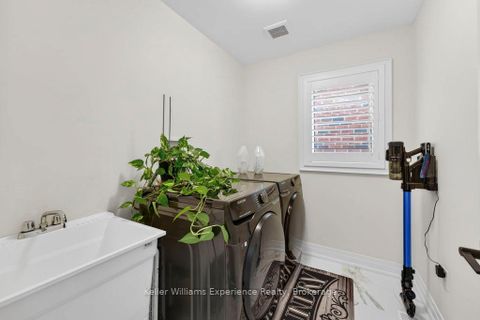 Photo 16 at 192 Muirfield Drive, Ardagh, Barrie