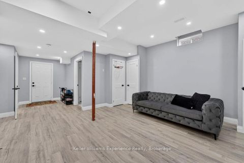 Photo 27 at 192 Muirfield Drive, Ardagh, Barrie