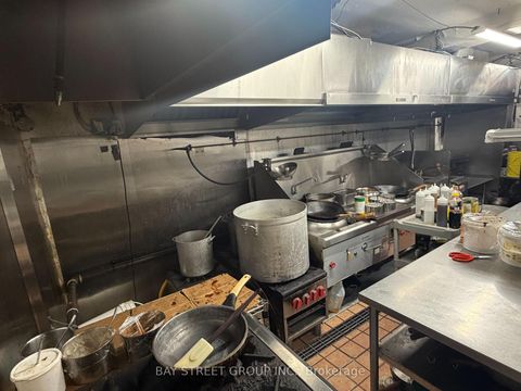 Photo 6 at 409 Spadina Avenue, Chinatown, Toronto