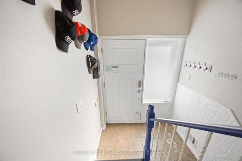 Photo 1 at 44 Addison Crescent, Don Mills, Toronto