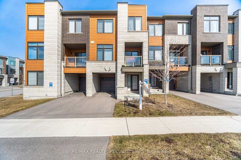 Photo 1 at 162 Vantage Loop, Woodland Hill, Newmarket