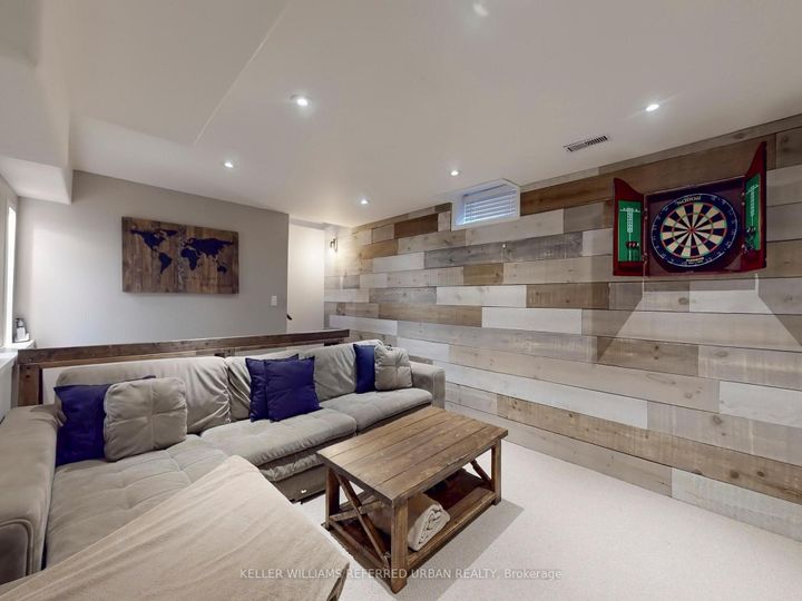 Photo 32 at 208 Maria Antonia Road, Vellore Village, Vaughan