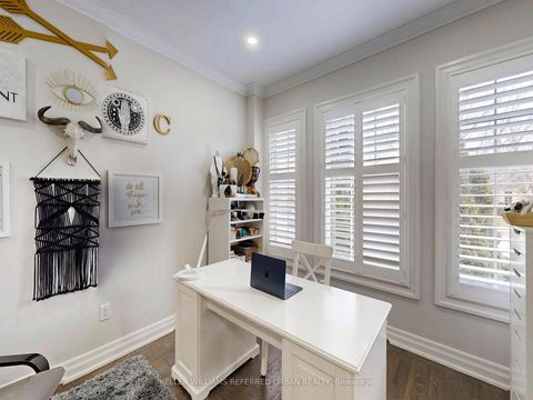 Photo 3 at 208 Maria Antonia Road, Vellore Village, Vaughan