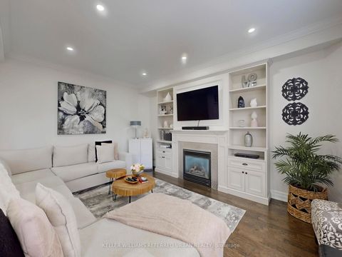 Photo 6 at 208 Maria Antonia Road, Vellore Village, Vaughan