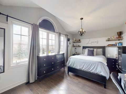 Photo 24 at 208 Maria Antonia Road, Vellore Village, Vaughan