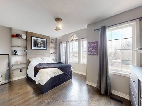 Photo 26 at 208 Maria Antonia Road, Vellore Village, Vaughan