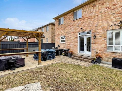 Photo 39 at 208 Maria Antonia Road, Vellore Village, Vaughan