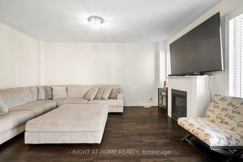 Photo 7 at 4 Bill Hutchinson Crescent, Bowmanville, Clarington