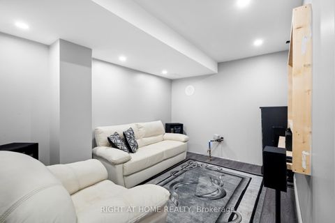 Photo 31 at 4 Bill Hutchinson Crescent, Bowmanville, Clarington