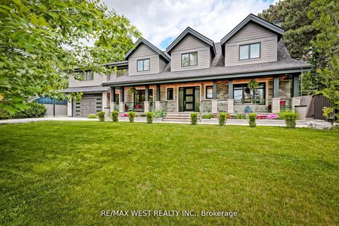 Photo 1 at 18 Windy Ridge Drive, Scarborough Village, Toronto