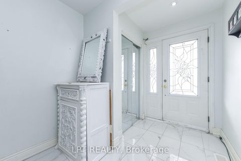 Photo 3 at 7101 Codlin Avenue, Malton, Mississauga