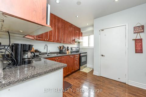 Photo 6 at 7101 Codlin Avenue, Malton, Mississauga