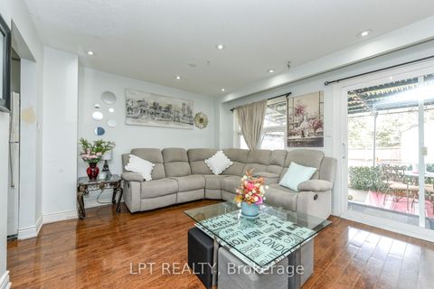 Photo 9 at 7101 Codlin Avenue, Malton, Mississauga