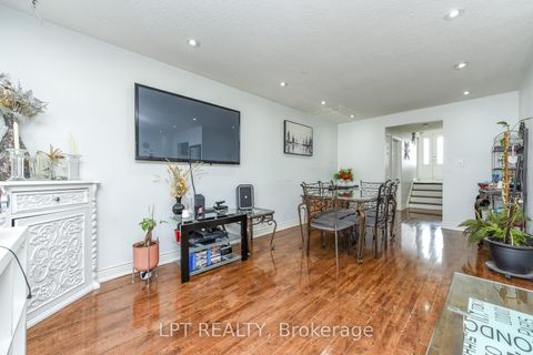 Photo 12 at 7101 Codlin Avenue, Malton, Mississauga