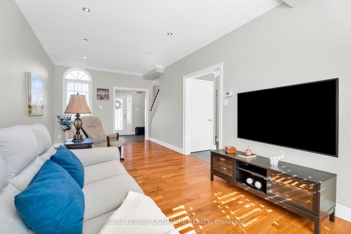 Photo 3 at 21 Bushberry Road, Snelgrove, Brampton