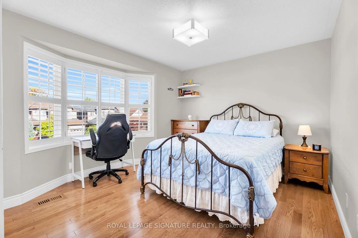 Photo 17 at 21 Bushberry Road, Snelgrove, Brampton