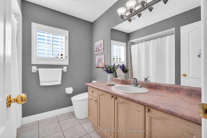 Photo 20 at 21 Bushberry Road, Snelgrove, Brampton