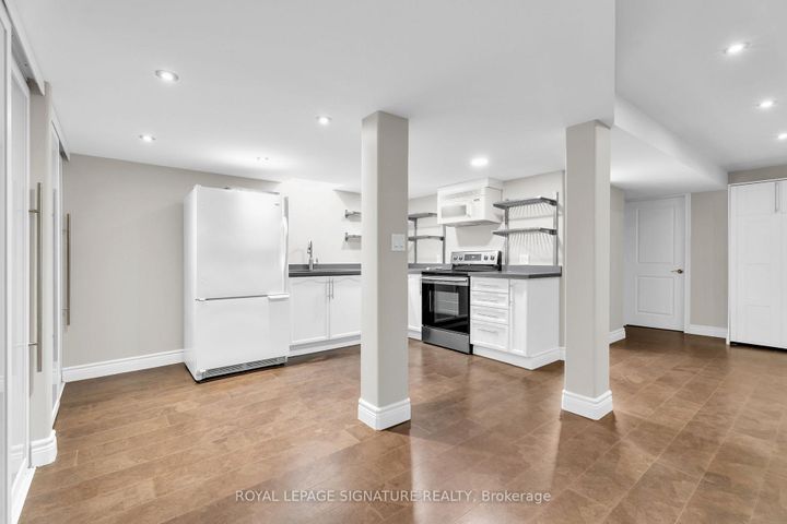 Photo 22 at 21 Bushberry Road, Snelgrove, Brampton