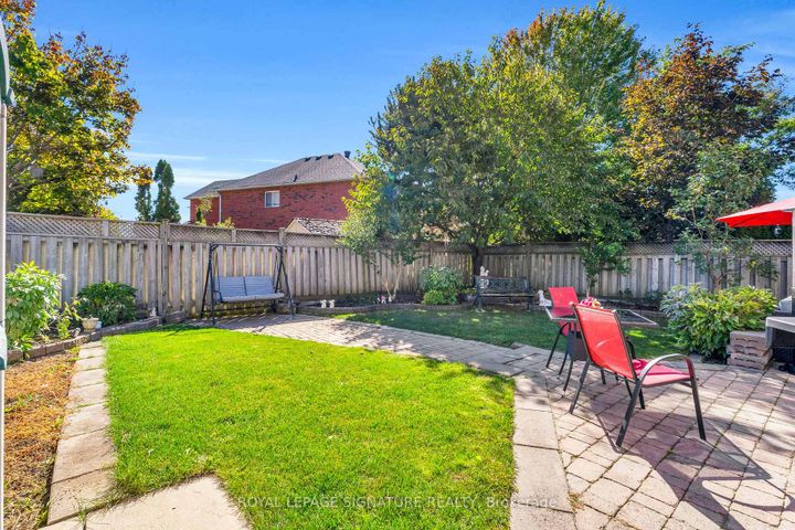 Photo 27 at 21 Bushberry Road, Snelgrove, Brampton