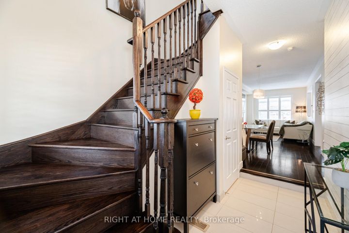 Photo 16 at 14 Duffel Crescent, Georgetown, Halton Hills