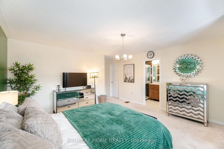 Photo 20 at 14 Duffel Crescent, Georgetown, Halton Hills