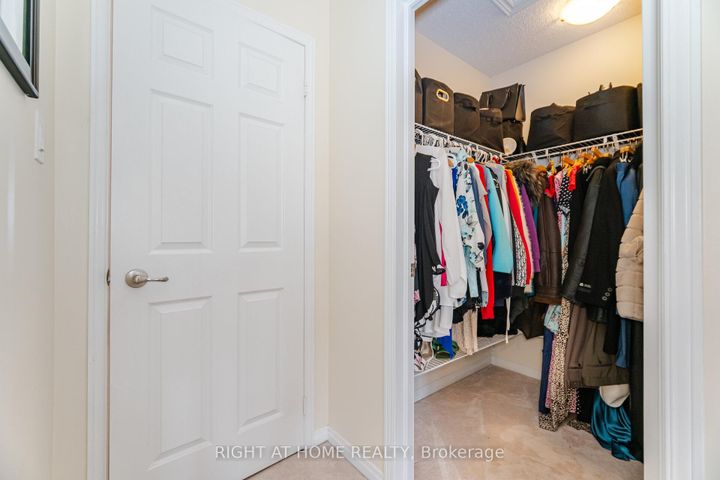 Photo 24 at 14 Duffel Crescent, Georgetown, Halton Hills