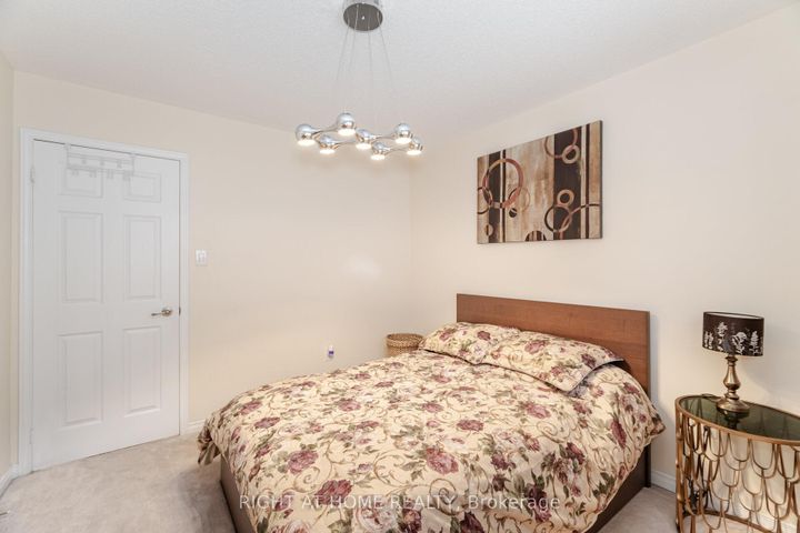 Photo 28 at 14 Duffel Crescent, Georgetown, Halton Hills