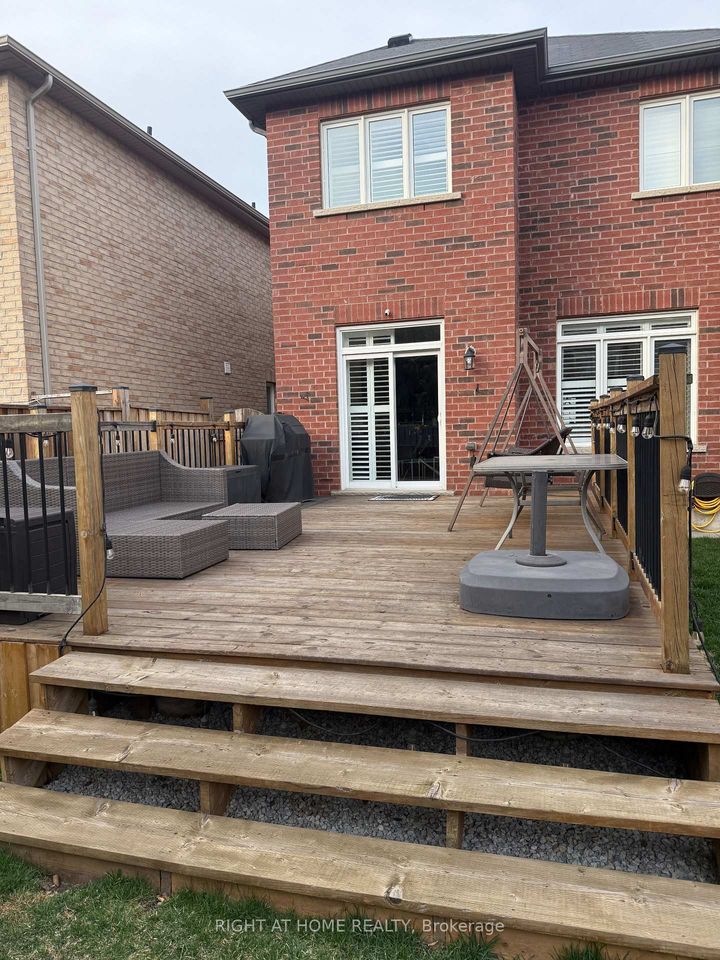 Photo 35 at 14 Duffel Crescent, Georgetown, Halton Hills